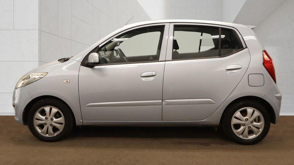 Used Hyundai i10 2011 for sale - 78220073: Photo 6