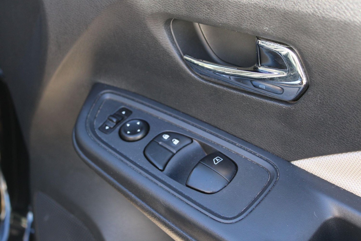 Used Nissan Micra 2018 for sale - 76550243: Photo 15