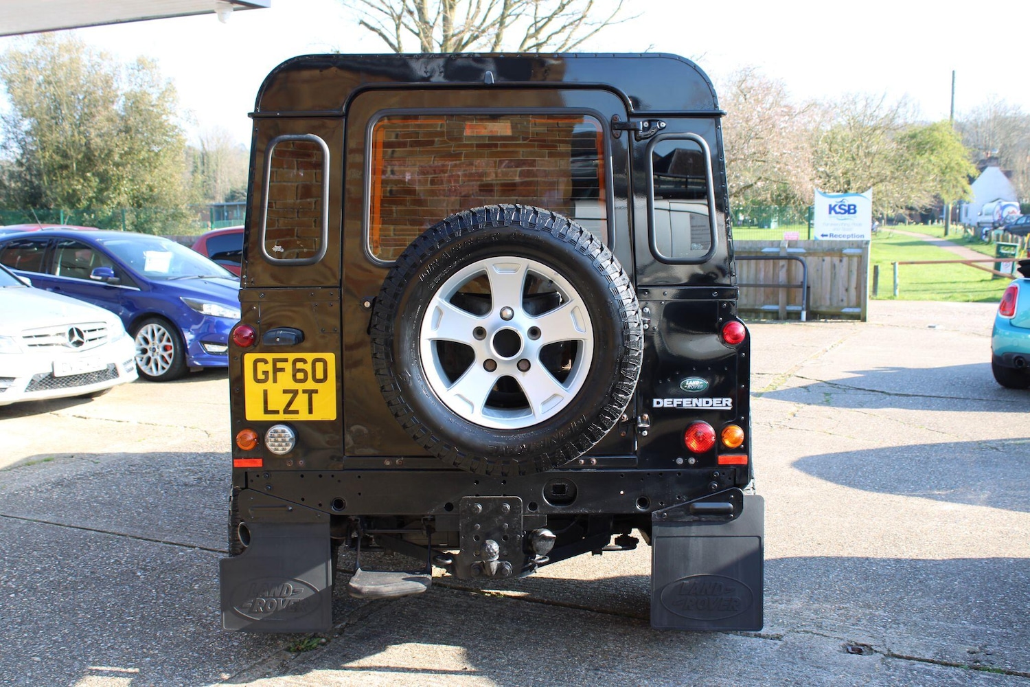 Used Land Rover Defender 90 2010 for sale - 77958417: Photo 10