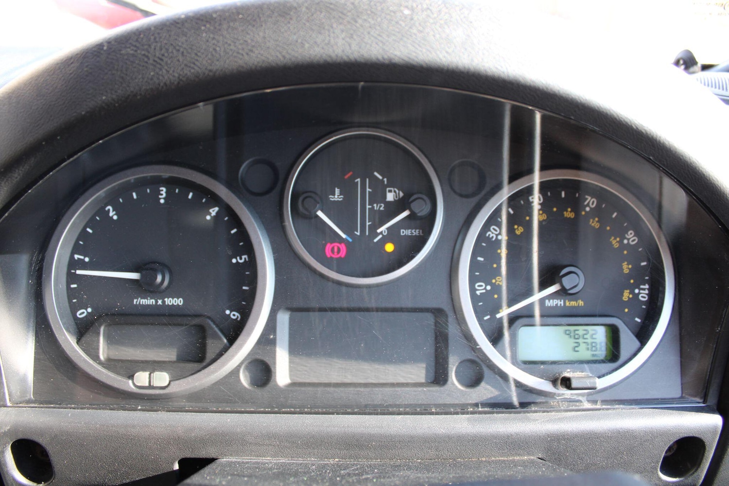 Used Land Rover Defender 90 2010 for sale - 77958417: Photo 15