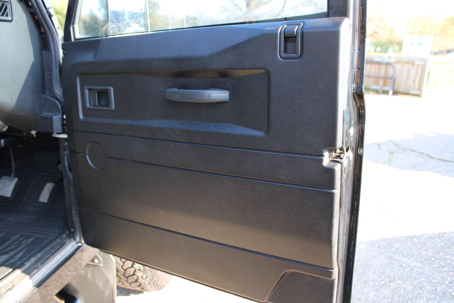 Used Land Rover Defender 90 2010 for sale - 77958417: Photo 22