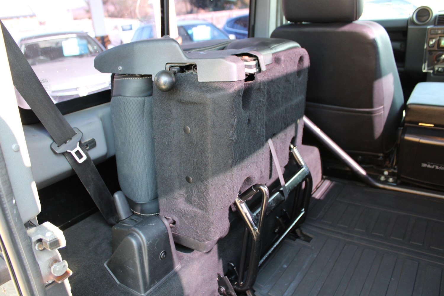 Used Land Rover Defender 90 2010 for sale - 77958417: Photo 37