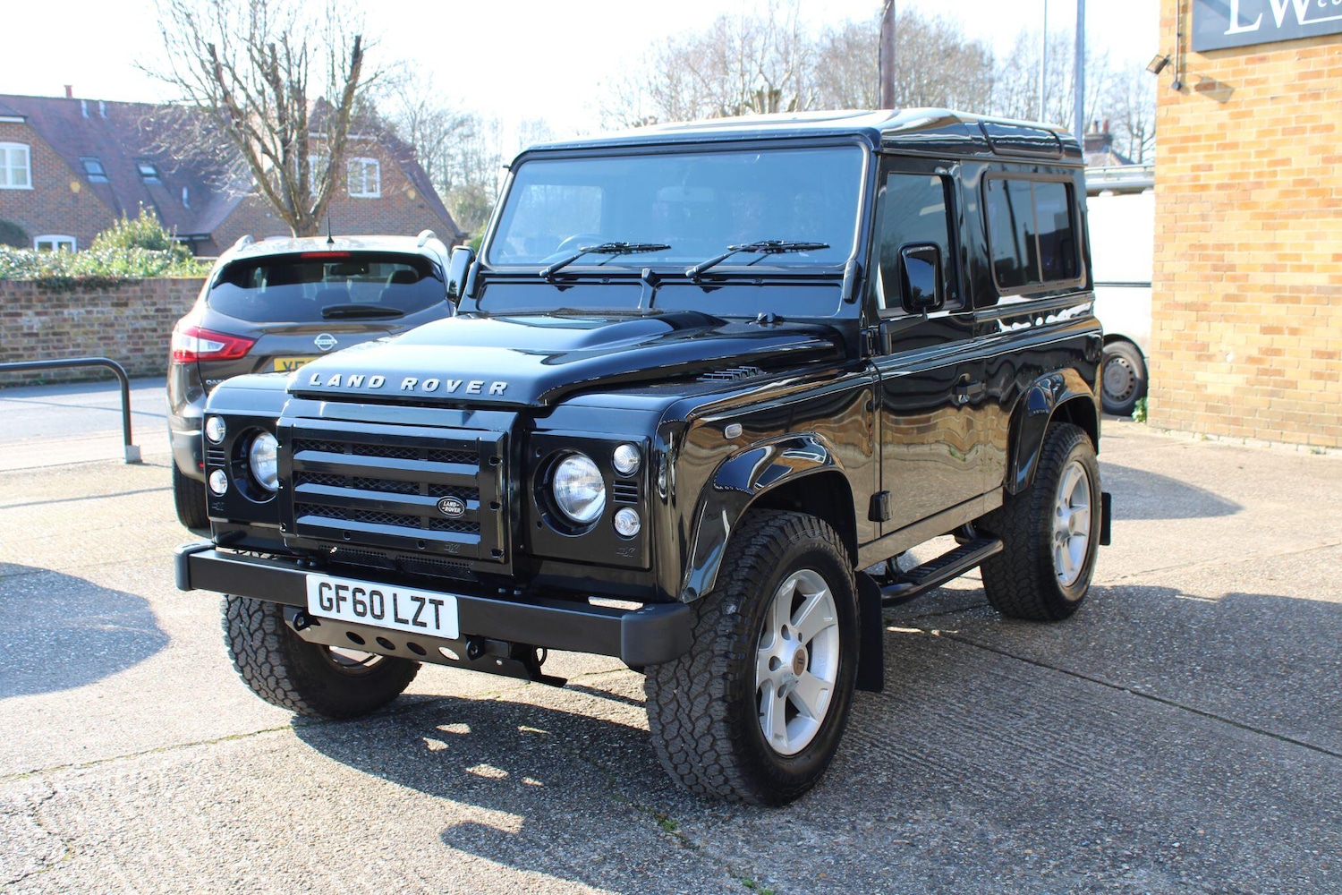 Used Land Rover Defender 90 2010 for sale - 77958417: Photo 4