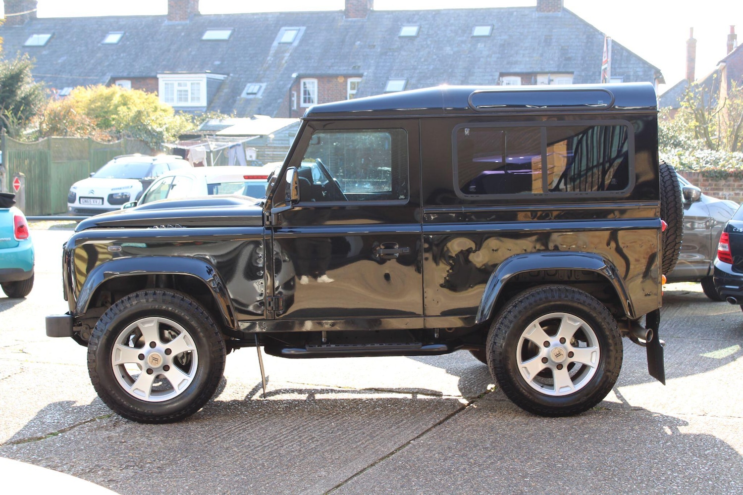 Used Land Rover Defender 90 2010 for sale - 77958417: Photo 5