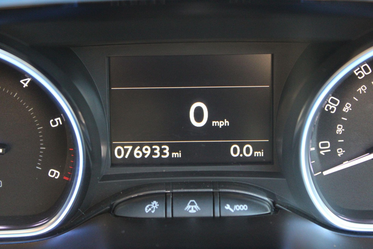 Used Peugeot 2008 2014 for sale - 76620162: Photo 22