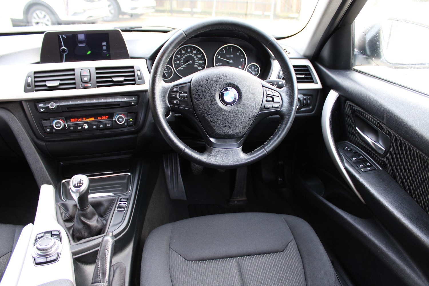 Used BMW 3 Series 2014 for sale - 77358989: Photo 12