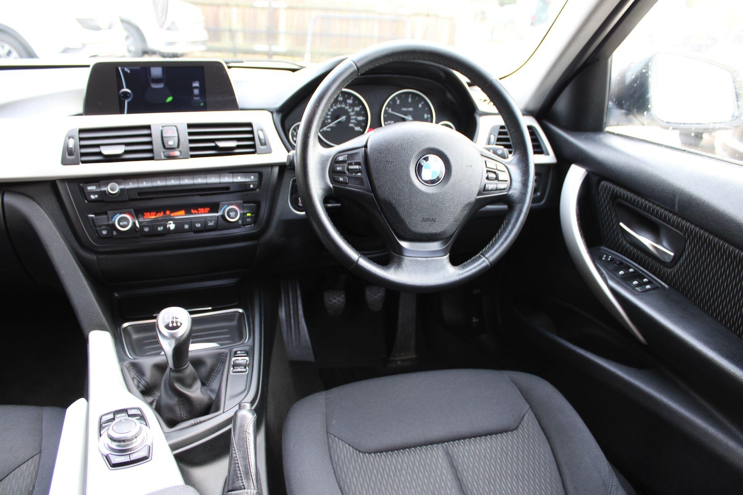 Used BMW 3 Series 2014 for sale - 77358989: Photo 13