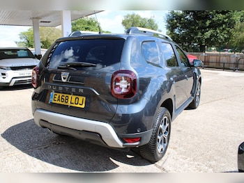 Used Dacia Duster 2018 for sale - 79426455: Photo
