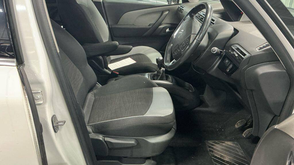 Used Citroen C4 Picasso 2015 for sale - 77565131: Photo 8