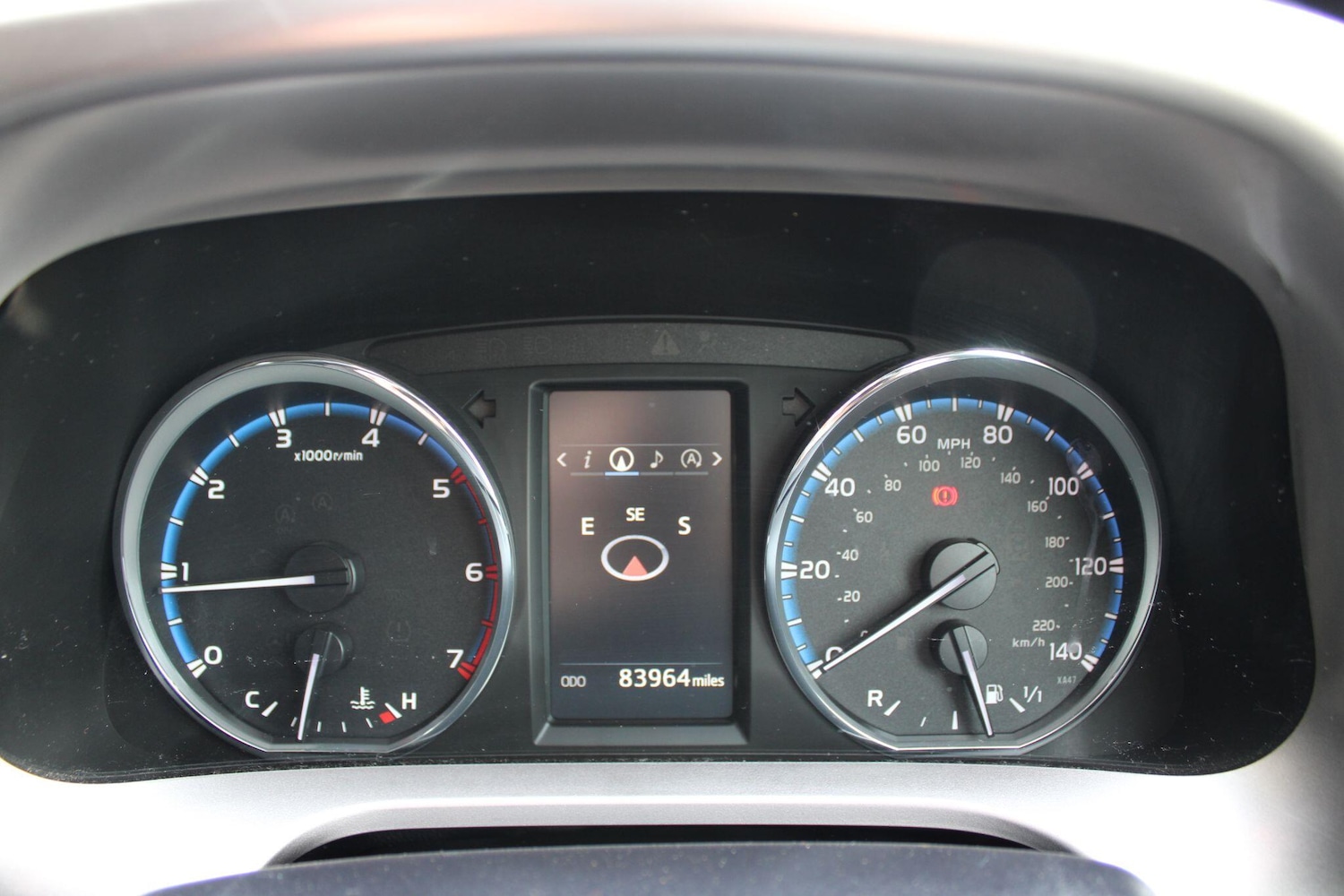 Used Toyota RAV4 2015 for sale - 77982526: Photo 18