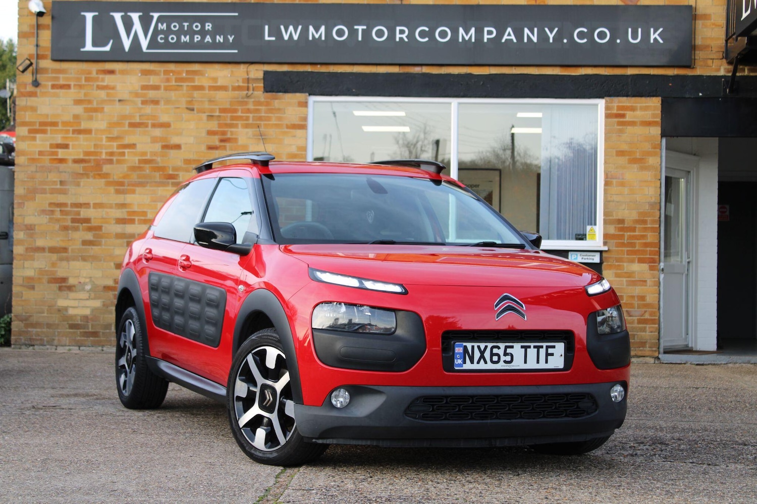 Used Citroen C4 Cactus 2015 for sale - 76485616: Photo 1