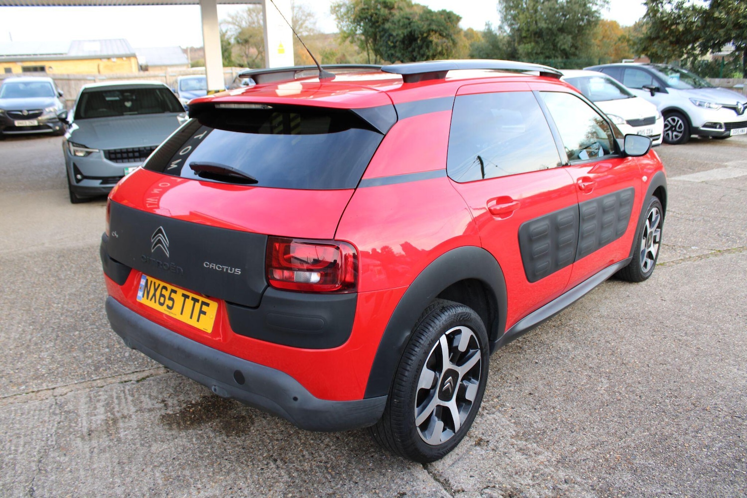 Used Citroen C4 Cactus 2015 for sale - 76485616: Photo 2