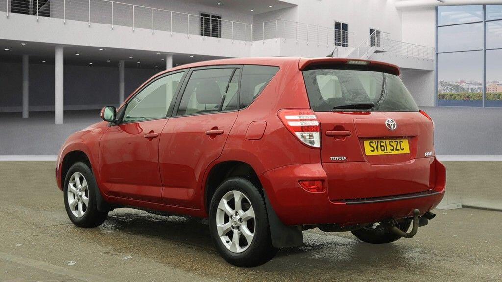 Used Toyota RAV4 2011 for sale - 77131563: Photo 3