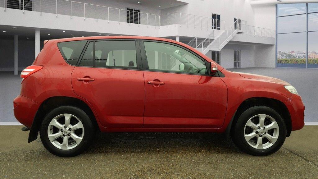 Used Toyota RAV4 2011 for sale - 77131563: Photo 5