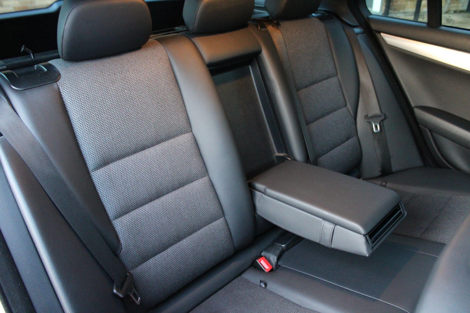 Used Mercedes-Benz C Class 2012 for sale - 77320396: Photo 15