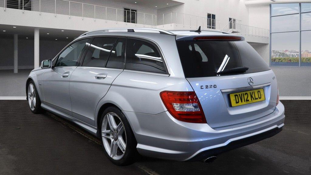 Used Mercedes-Benz C Class 2012 for sale - 77320396: Photo 3