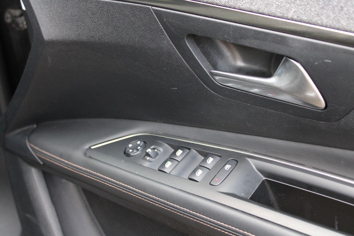 Used Peugeot 3008 2017 for sale - 76824966: Photo 17