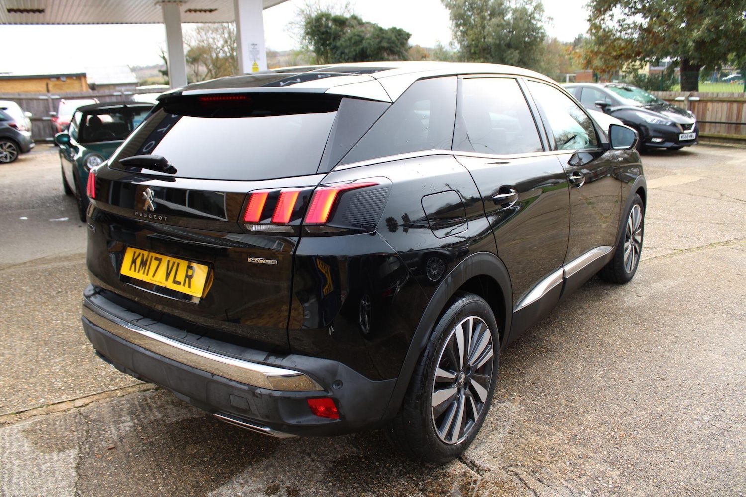 Used Peugeot 3008 2017 for sale - 76824966: Photo 3