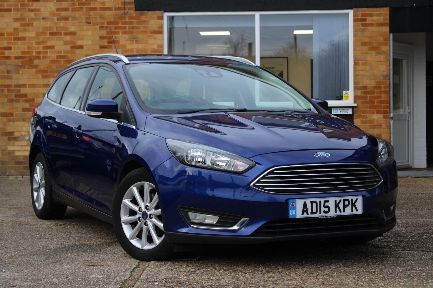 Used Ford Focus 2015 for sale - 76898711: Photo 2