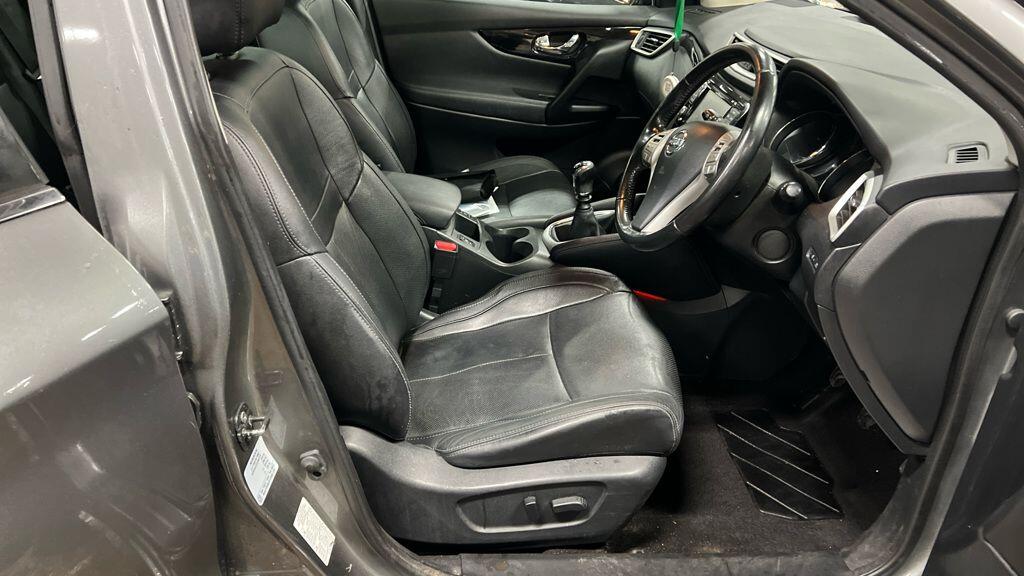 Used Nissan Qashqai for sale - 77279876: Photo 9