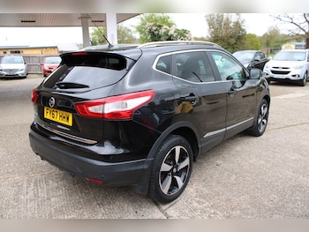 Used Nissan Qashqai 2017 for sale - 78462363: Photo