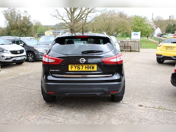 Used Nissan Qashqai 2017 for sale - 78462363: Photo