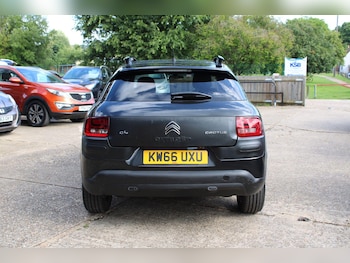 Used Citroen C4 Cactus 2017 for sale - 78898467: Photo