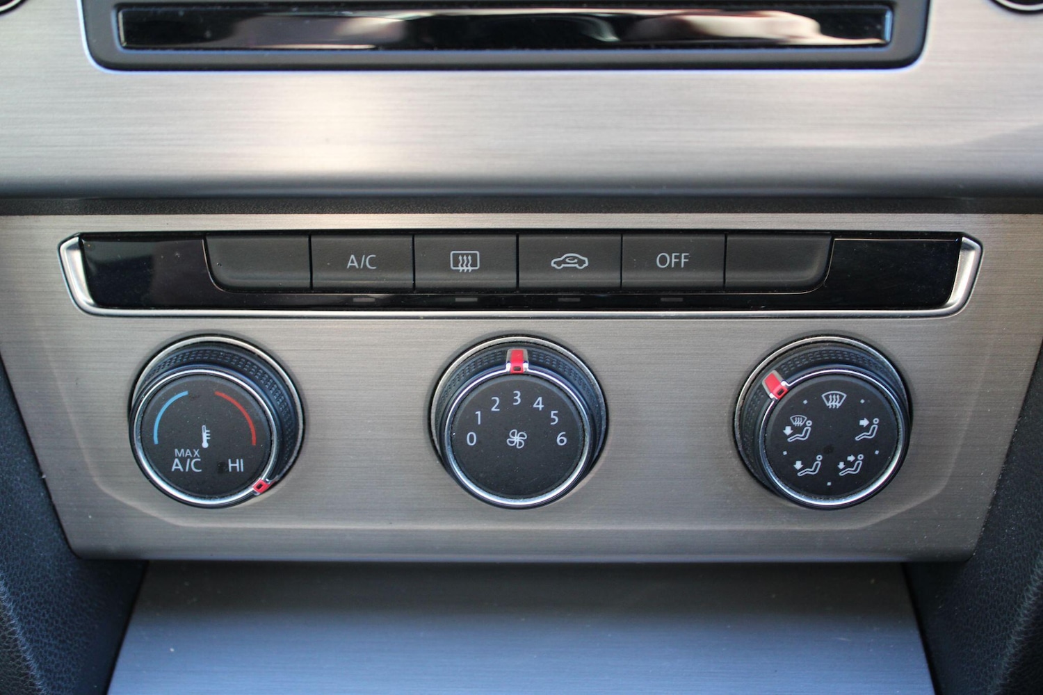 Used Volkswagen Passat 2015 for sale - 76585247: Photo 22