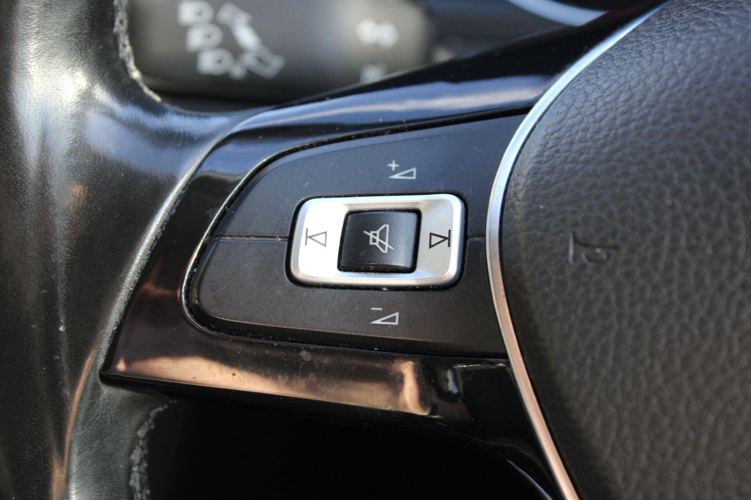 Used Volkswagen Passat 2015 for sale - 76585247: Photo 26