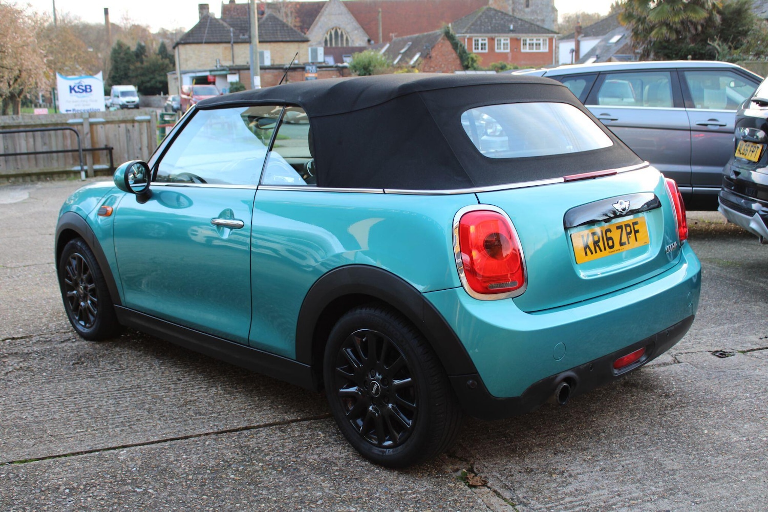 Used MINI Convertible 2016 for sale - 76584473: Photo 5