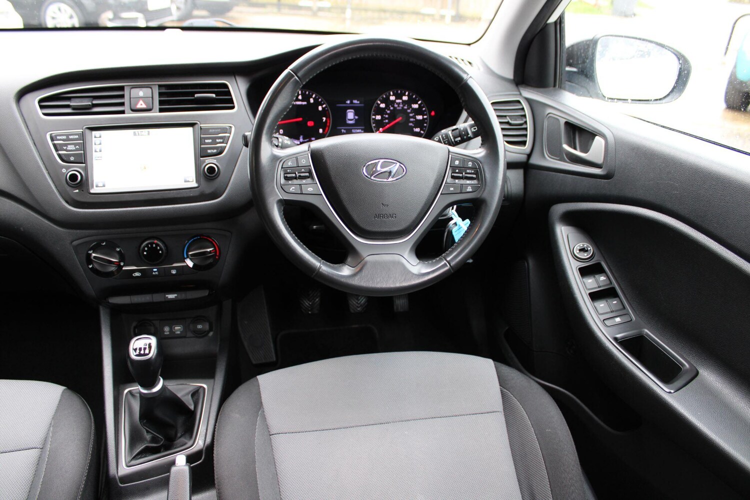 Used Hyundai i20 2019 for sale - 77455951: Photo 15