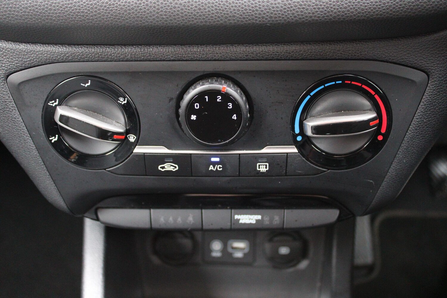 Used Hyundai i20 2019 for sale - 77455951: Photo 23