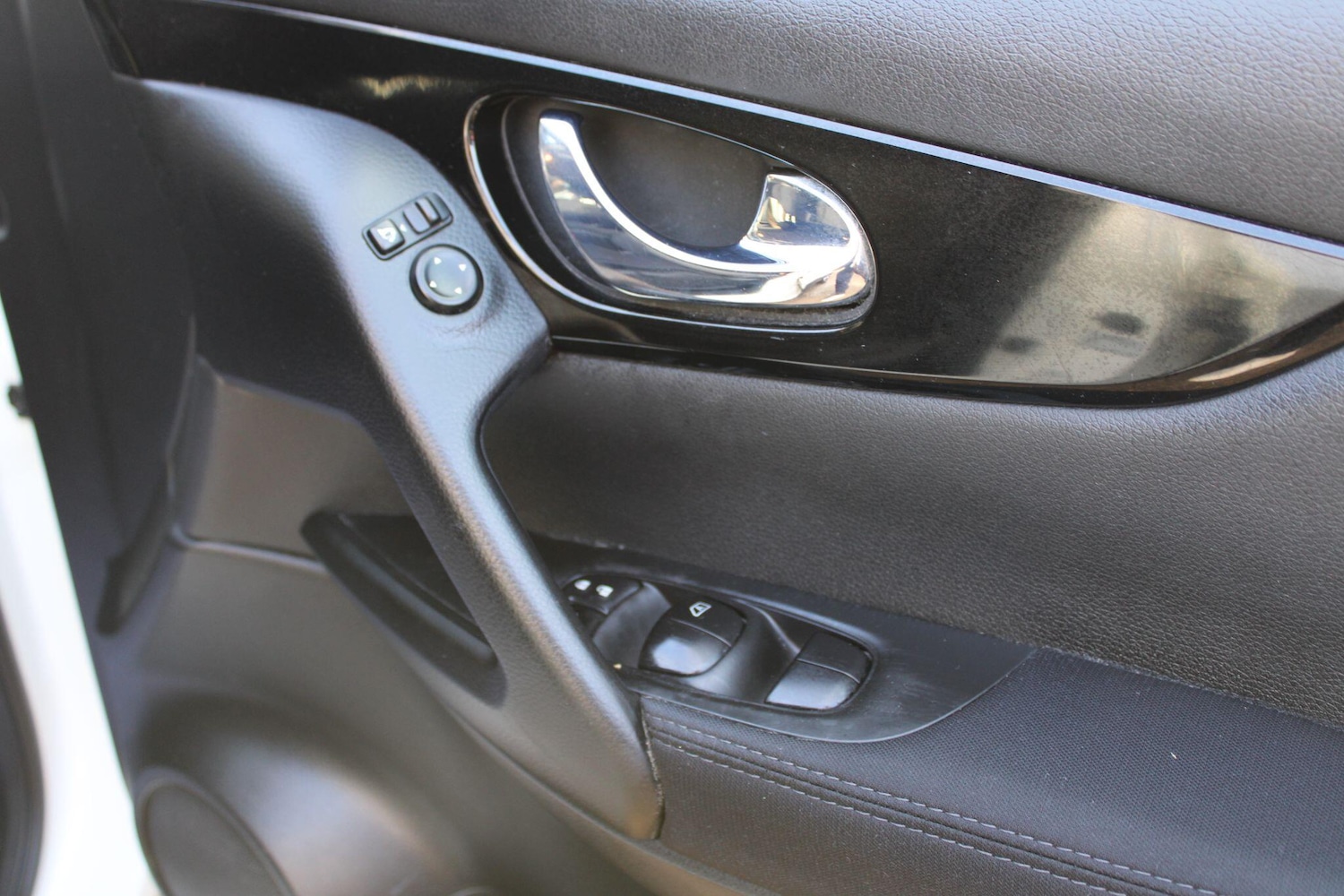 Used Nissan Qashqai 2015 for sale - 77162813: Photo 13