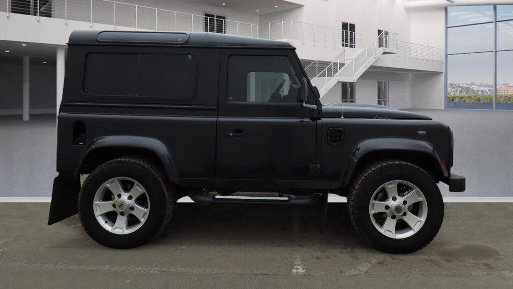Used Land Rover Defender 2010 for sale - 77769421: Photo 5
