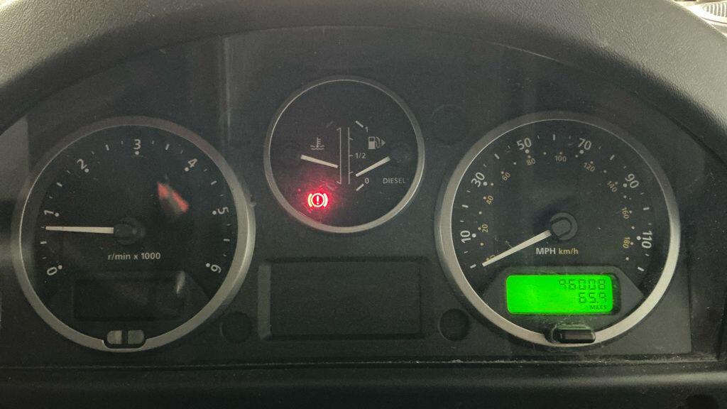 Used Land Rover Defender 2010 for sale - 77769421: Photo 8