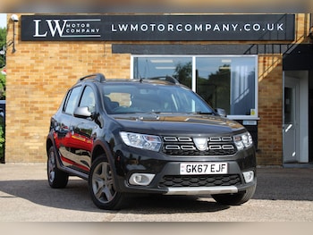 Used Dacia Sandero Stepway 2017 for sale - 78785878: Photo