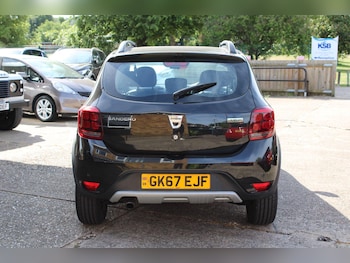 Used Dacia Sandero Stepway 2017 for sale - 78785878: Photo