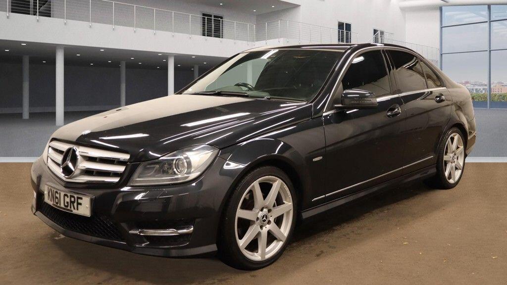 Used Mercedes-Benz C Class 2011 for sale - 76424536: Photo 2
