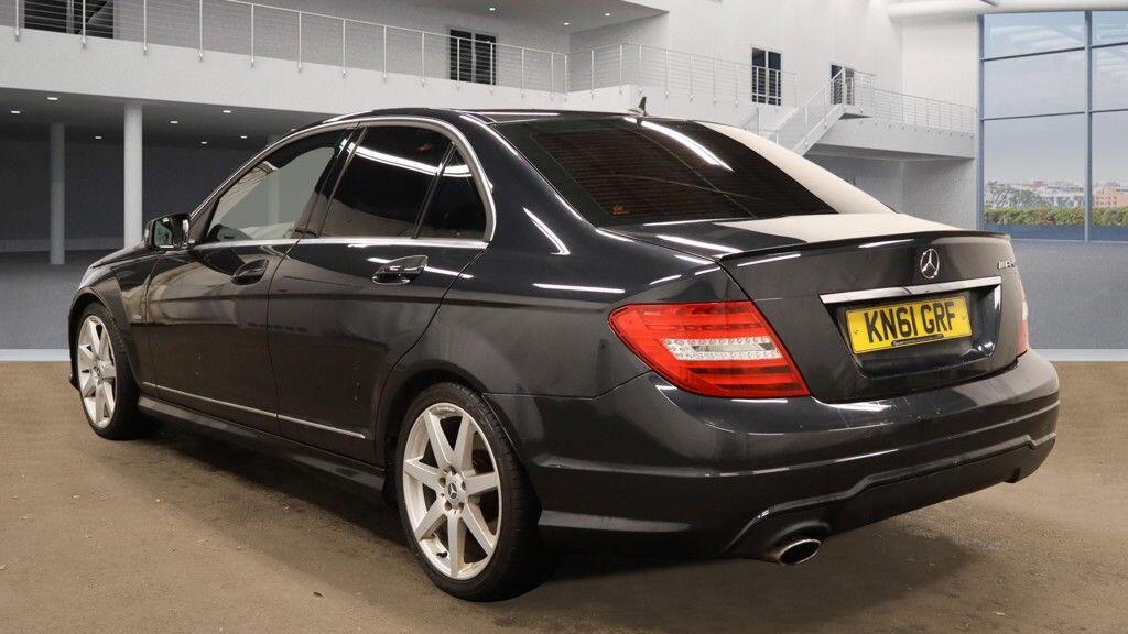 Used Mercedes-Benz C Class 2011 for sale - 76424536: Photo 3