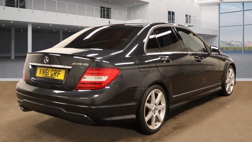 Used Mercedes-Benz C Class 2011 for sale - 76424536: Photo 4