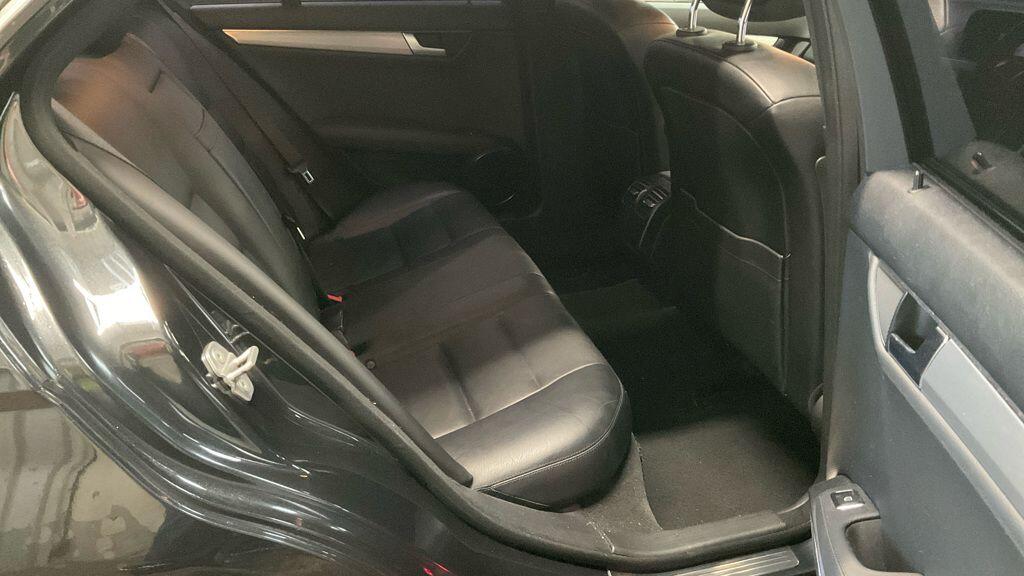 Used Mercedes-Benz C Class 2011 for sale - 76424536: Photo 8
