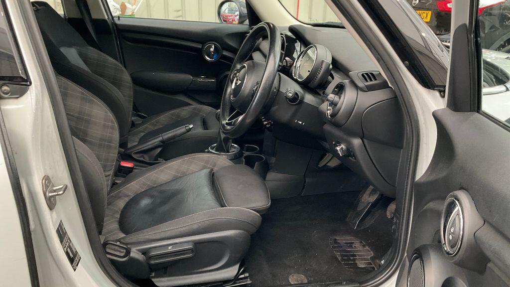 Used MINI Hatch 2016 for sale - 76484405: Photo 9