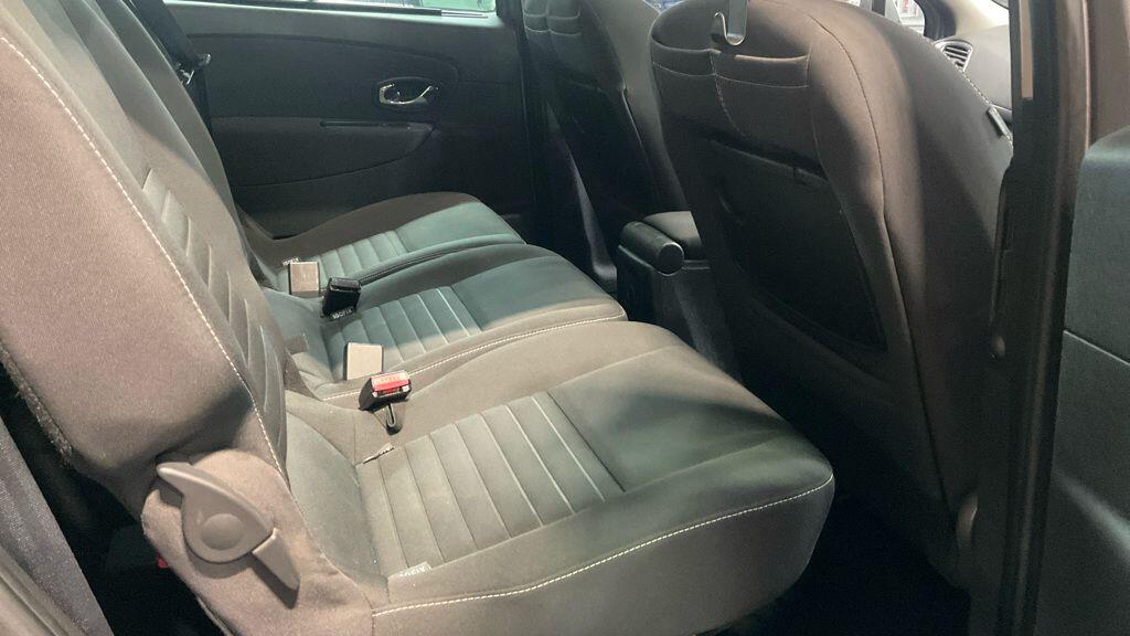 Used Renault Grand Scenic 2014 for sale - 77267802: Photo 8