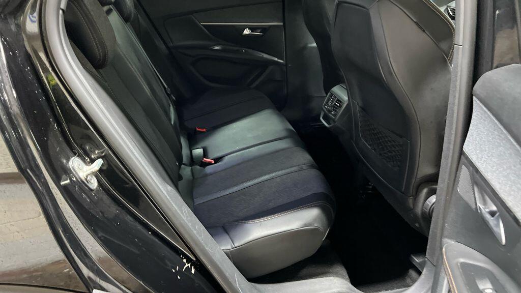 Used Peugeot 3008 2017 for sale - 76646096: Photo 8