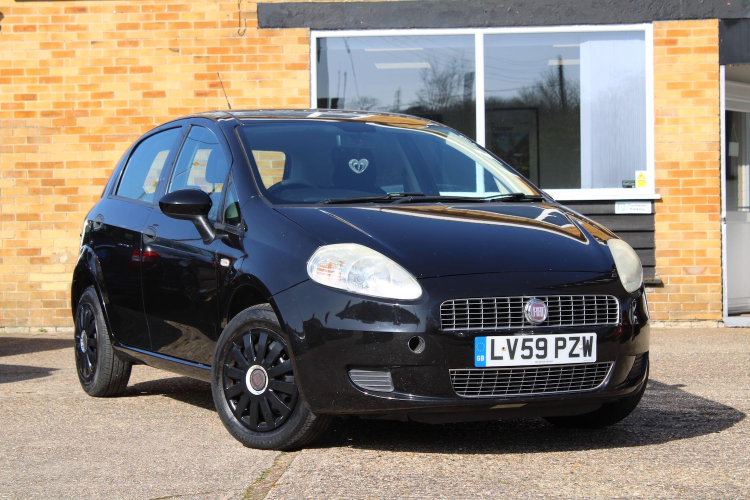 Used Fiat Grande Punto 2009 for sale - 77769653: Photo 2