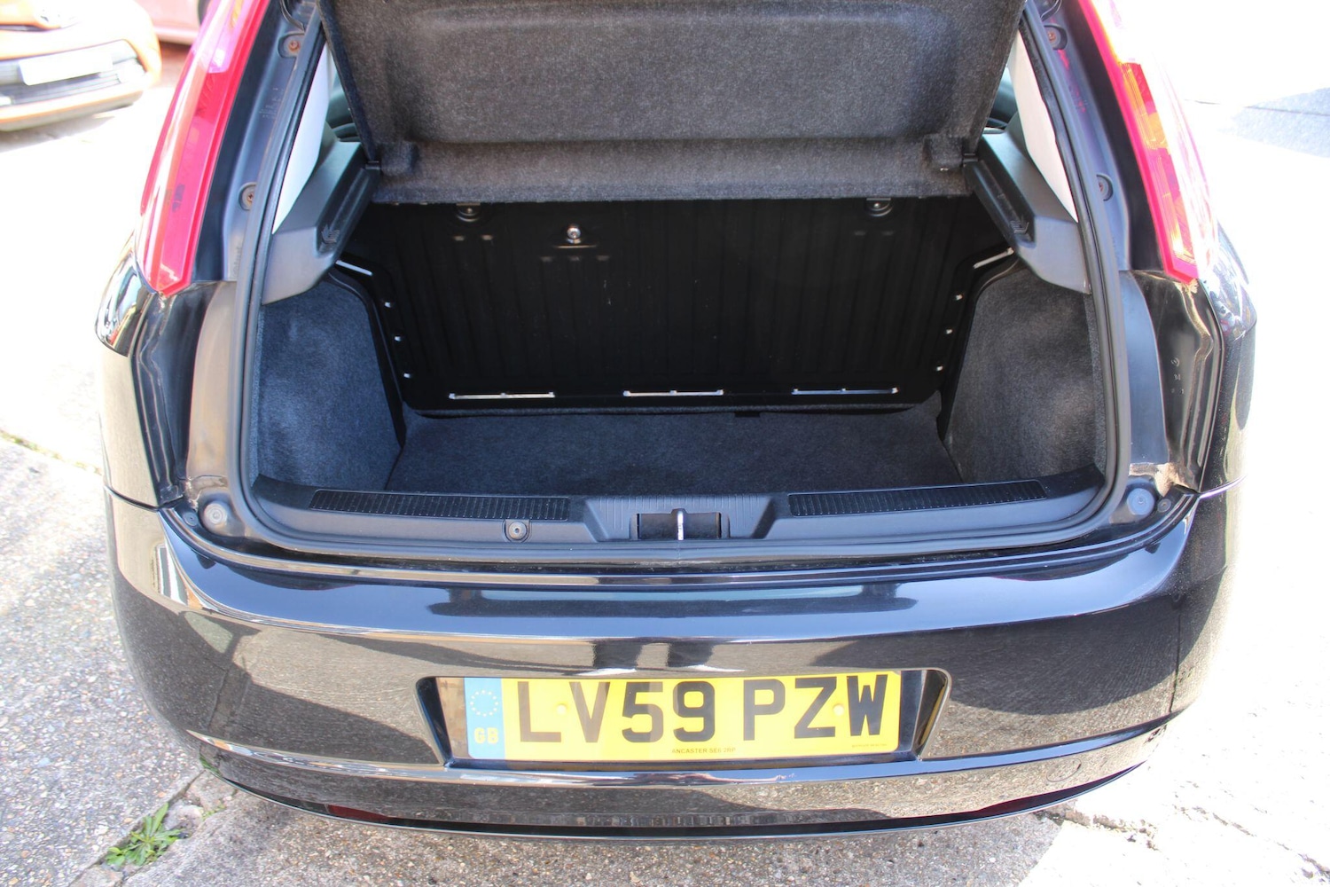 Used Fiat Grande Punto 2009 for sale - 77769653: Photo 8