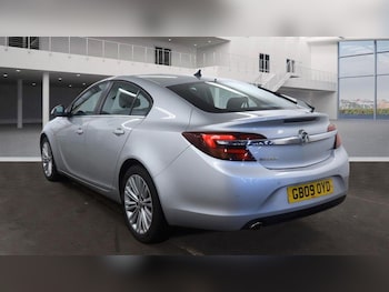 Used Vauxhall Insignia 2017 for sale - 77853777: Photo