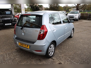 Used Hyundai i10 2011 for sale - 78463457: Photo