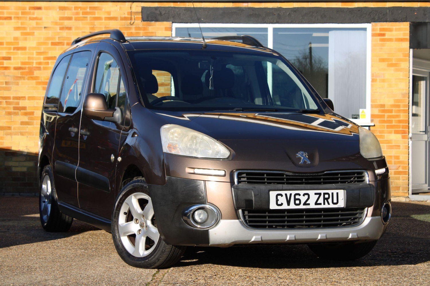 Used Peugeot Partner Tepee 2013 for sale - 76715498: Photo 2