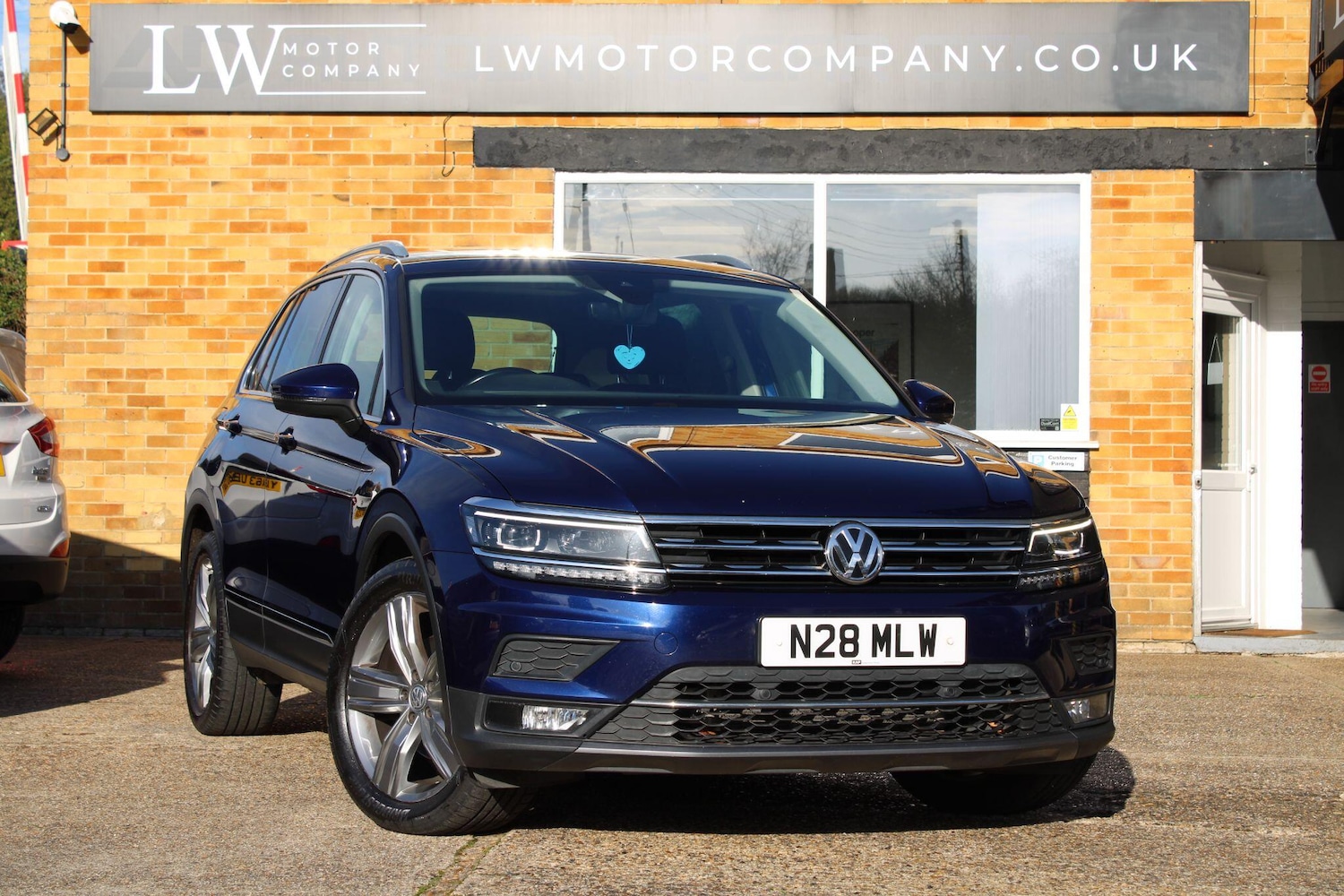 Used Volkswagen Tiguan 2018 for sale - 76549125: Photo 1